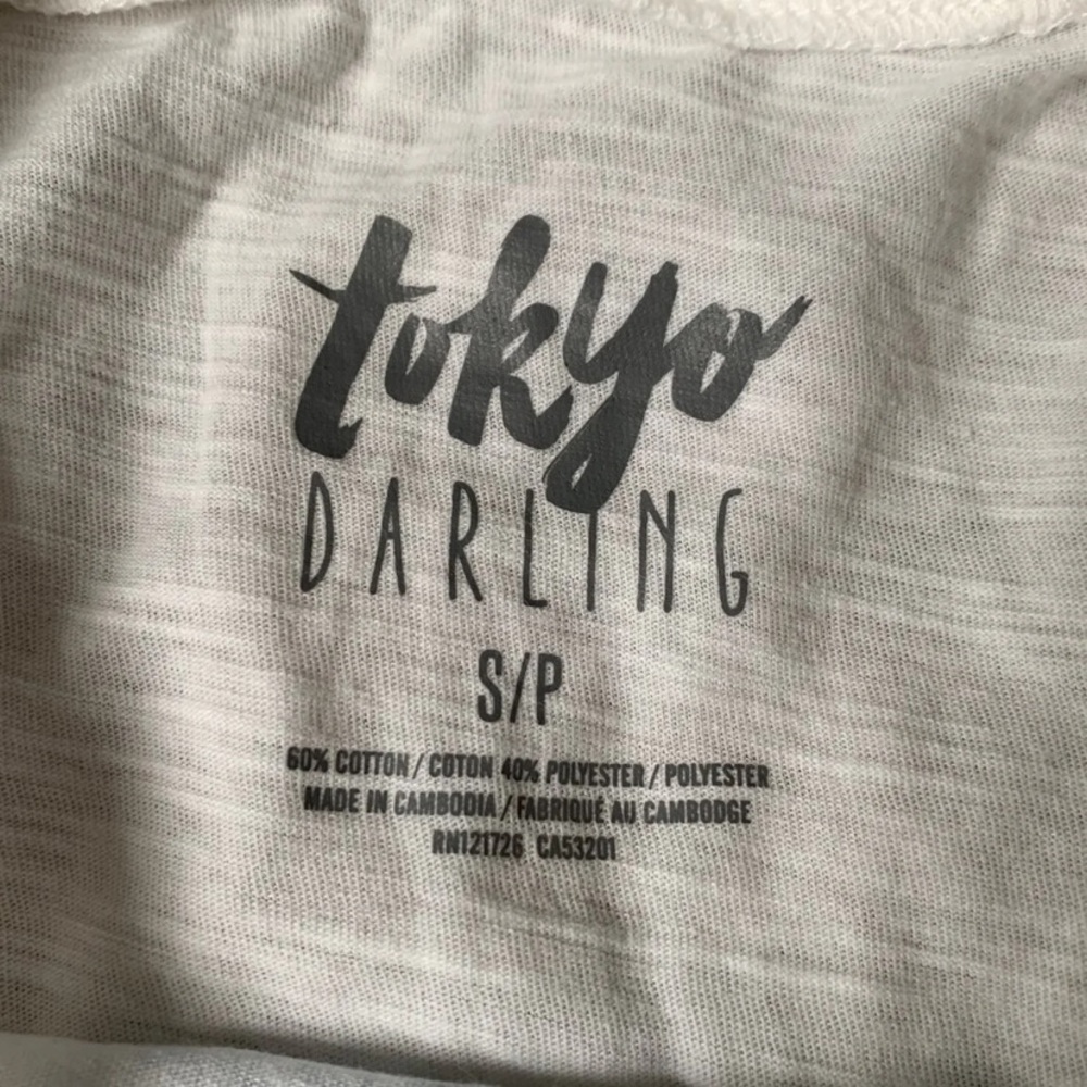 Graphic tee - Picture 2 of 2